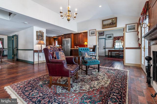 1169 SAINT MATTHEWS RD, Chester Springs, PA 19425