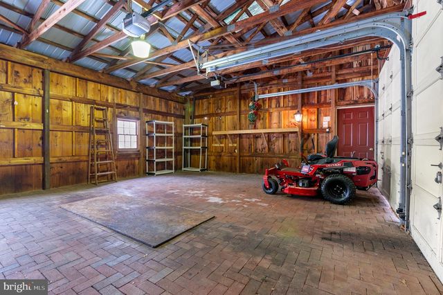 1169 SAINT MATTHEWS RD, Chester Springs, PA 19425