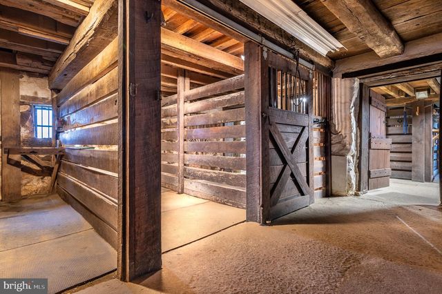 1169 SAINT MATTHEWS RD, Chester Springs, PA 19425