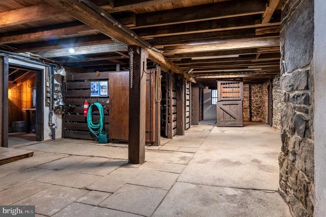 1169 SAINT MATTHEWS RD, Chester Springs, PA 19425