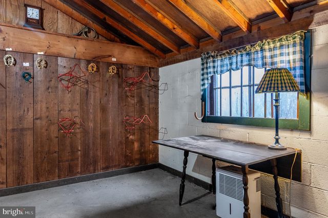 1169 SAINT MATTHEWS RD, Chester Springs, PA 19425