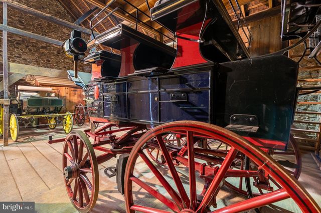 1169 SAINT MATTHEWS RD, Chester Springs, PA 19425