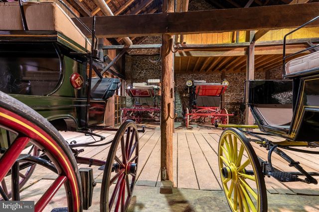 1169 SAINT MATTHEWS RD, Chester Springs, PA 19425