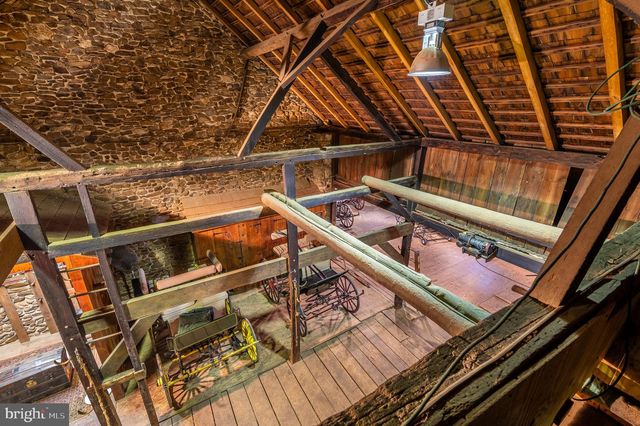 1169 SAINT MATTHEWS RD, Chester Springs, PA 19425