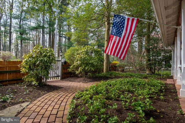 1169 SAINT MATTHEWS RD, Chester Springs, PA 19425