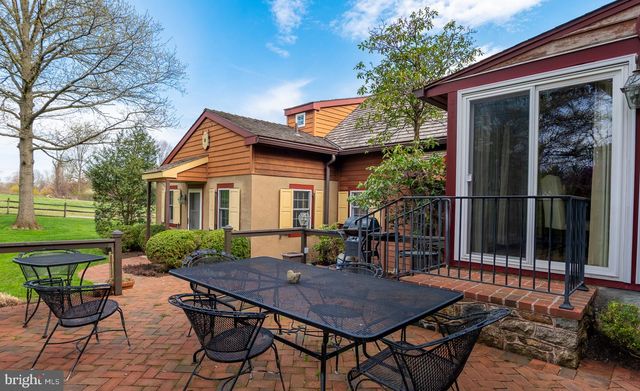 1169 SAINT MATTHEWS RD, Chester Springs, PA 19425