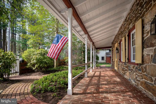 1169 SAINT MATTHEWS RD, Chester Springs, PA 19425