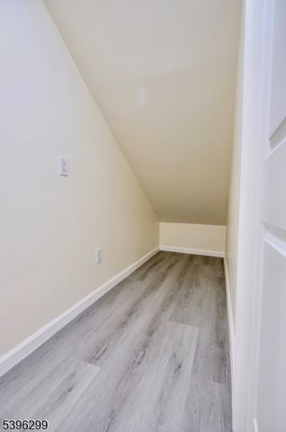 58 Zeliff Ave, Little Falls Twp., NJ 07424