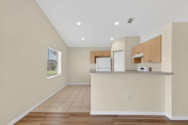 521 SW Indian Key Drive, Port St. Lucie, Port St Lucie, FL 34986