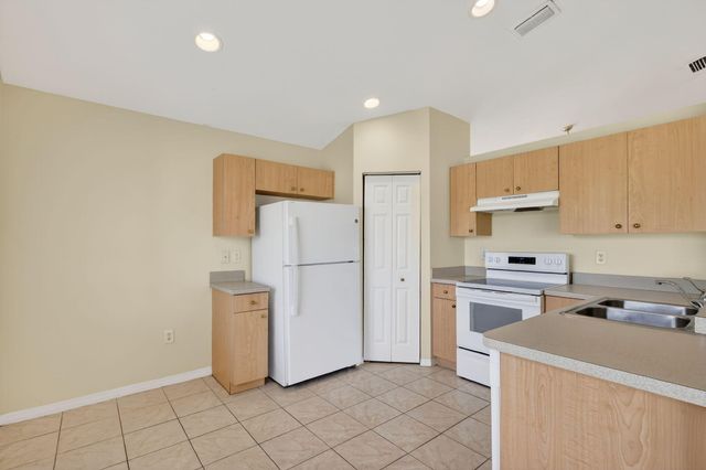 521 SW Indian Key Drive, Port St. Lucie, Port St Lucie, FL 34986