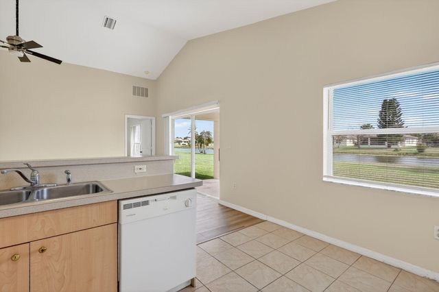 521 SW Indian Key Drive, Port St. Lucie, Port St Lucie, FL 34986