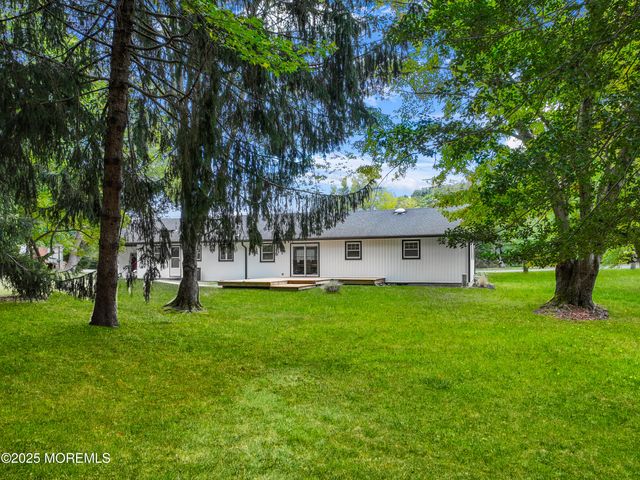 1422 Lakewood Road, Manasquan, NJ 08736