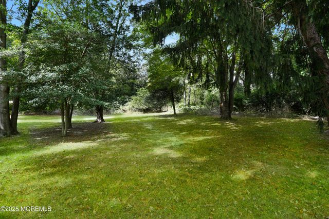 1422 Lakewood Road, Manasquan, NJ 08736