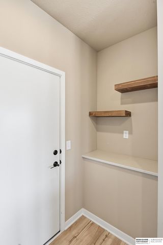 5520 N 181 Street, Elkhorn, NE 68022