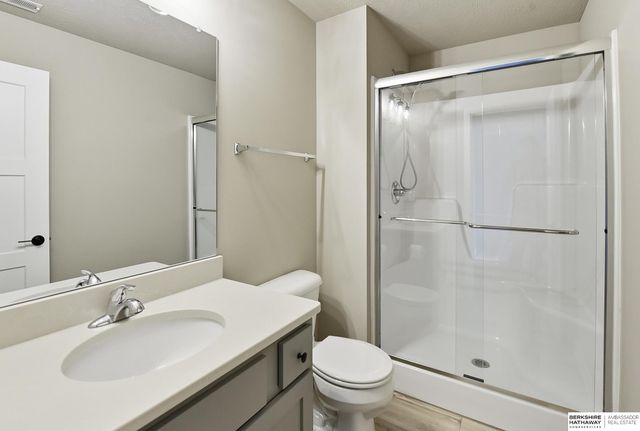5520 N 181 Street, Elkhorn, NE 68022