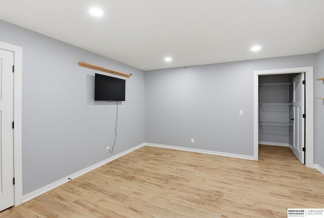 5520 N 181 Street, Elkhorn, NE 68022