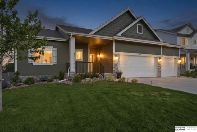 5520 N 181 Street, Elkhorn, NE 68022