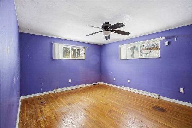 3801 Greenfield Rd, Hampton, PA 15101