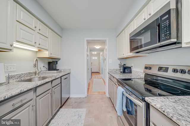 1146 WIMBLEDON DR, Mclean, VA 22101