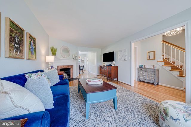 1146 WIMBLEDON DR, Mclean, VA 22101