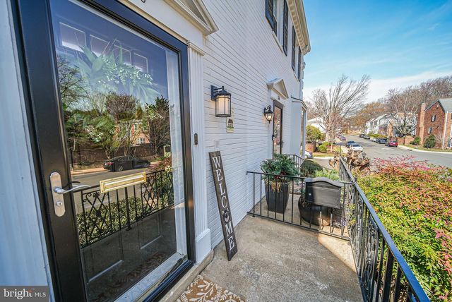 1146 WIMBLEDON DR, Mclean, VA 22101