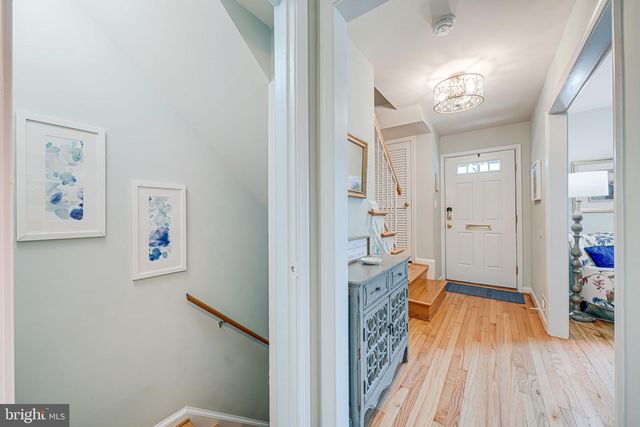 1146 WIMBLEDON DR, Mclean, VA 22101