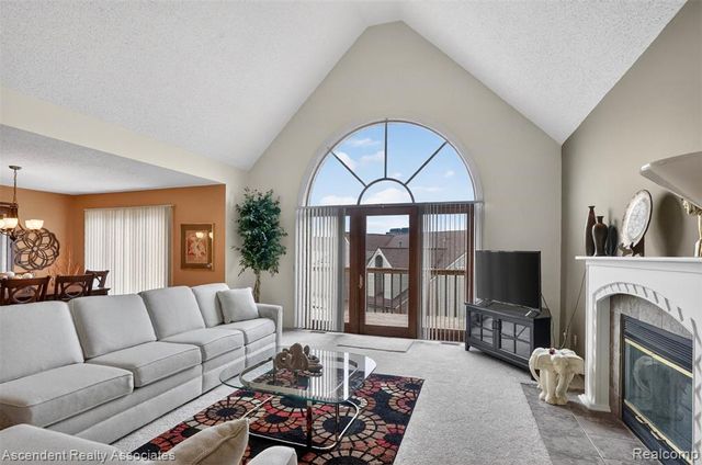 3372 Loon Lake Court 41, Waterford, MI 48329