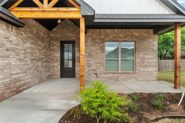 1437 Buckhorn Place, Tuttle, OK 73089