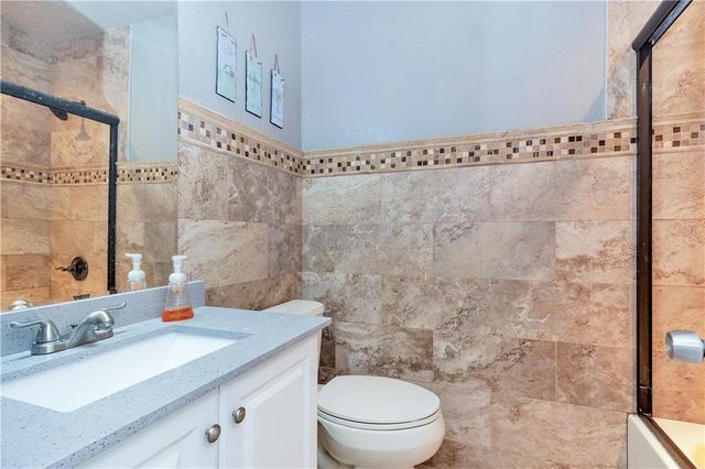 9812 NW 9th Court, Plantation, FL 33324