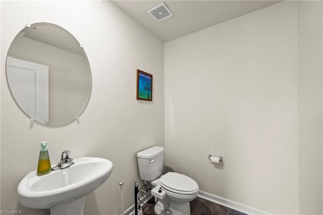 586 Tochi Court, Winston-salem, NC 27105