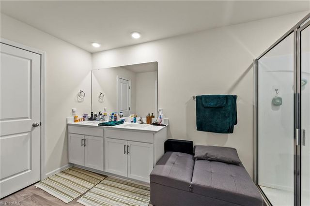 586 Tochi Court, Winston-salem, NC 27105