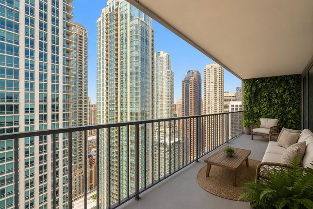 10 E Ontario Street 2509, Chicago, IL 60611