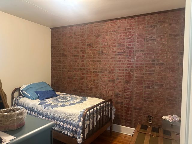 1363 2nd Avenue S, Clinton, IA 52732