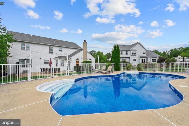 1438 BENTLEY DR, Warrington, PA 18976