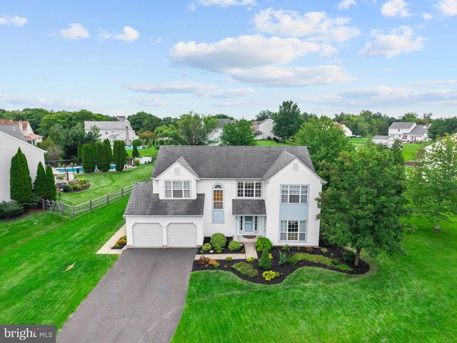 1438 BENTLEY DR, Warrington, PA 18976