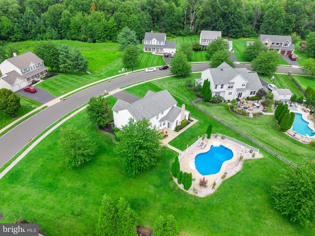 1438 BENTLEY DR, Warrington, PA 18976