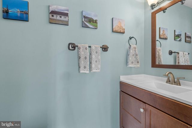 1438 BENTLEY DR, Warrington, PA 18976