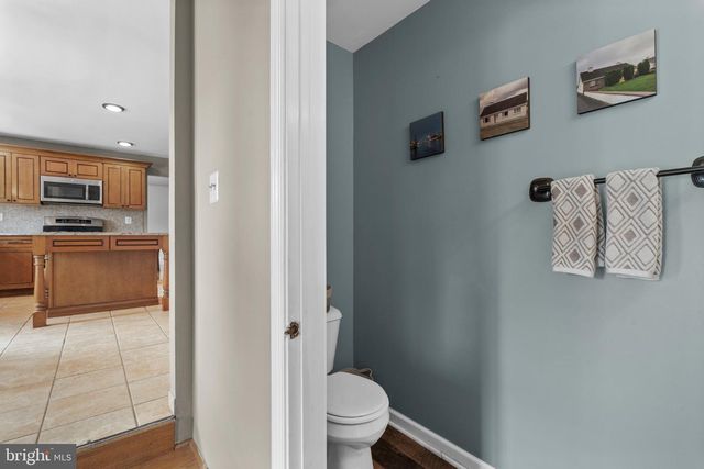 1438 BENTLEY DR, Warrington, PA 18976