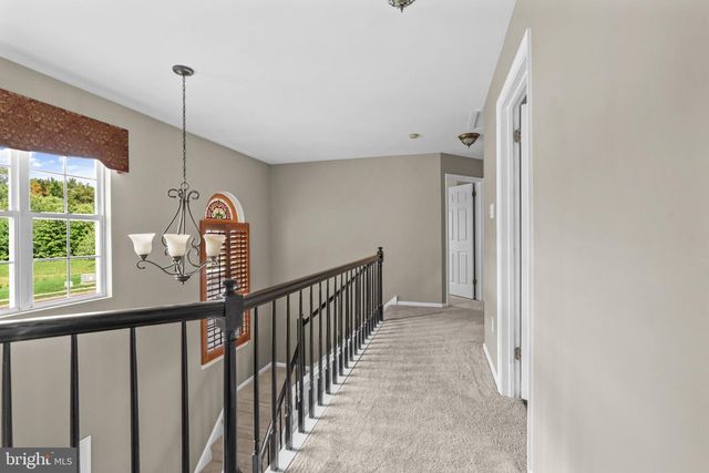 1438 BENTLEY DR, Warrington, PA 18976