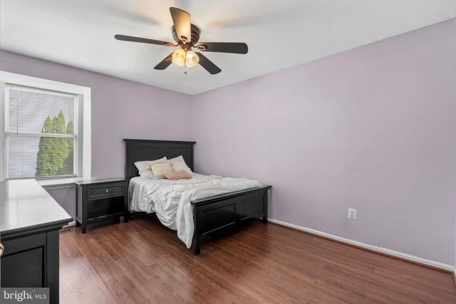 1438 BENTLEY DR, Warrington, PA 18976
