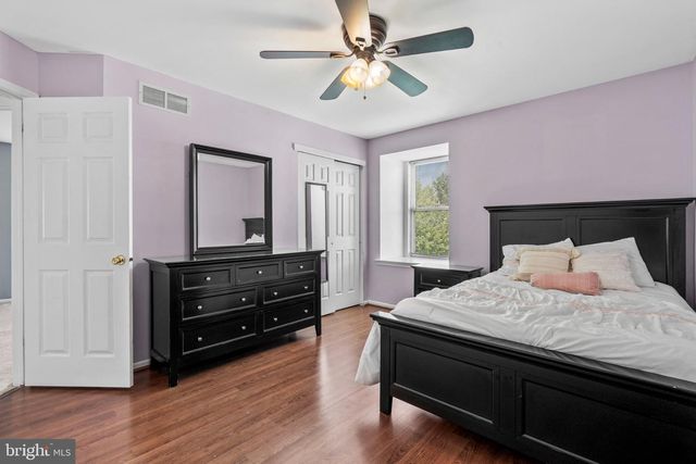 1438 BENTLEY DR, Warrington, PA 18976