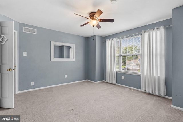 1438 BENTLEY DR, Warrington, PA 18976