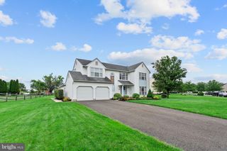 1438 BENTLEY DR, Warrington, PA 18976