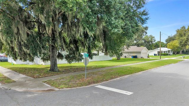 216 PEARL STREET, Auburndale, FL 33823