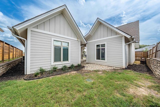 14611 Twin Pines Lane, Lindale, TX 75771