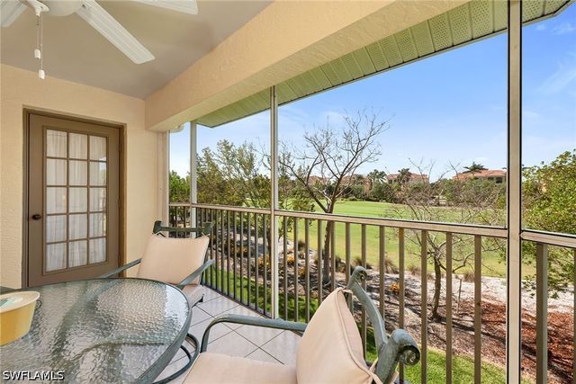 1366 Mainsail DR 1522, Naples, FL 34114