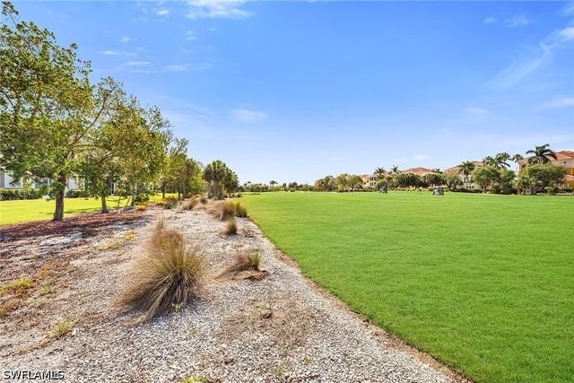 1366 Mainsail DR 1522, Naples, FL 34114