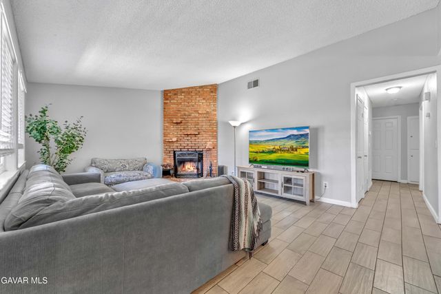 43730 Lena Court, Lancaster, CA 93535