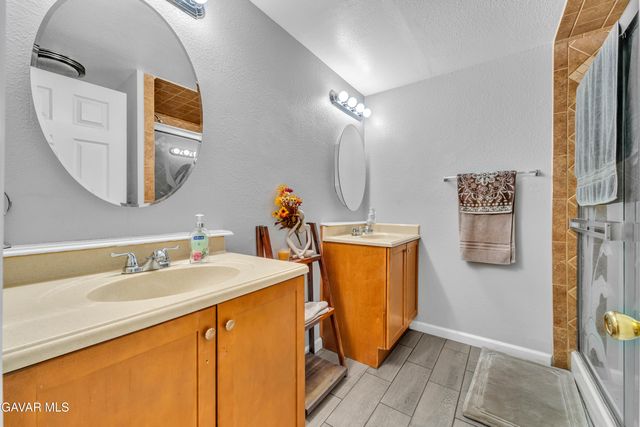 43730 Lena Court, Lancaster, CA 93535