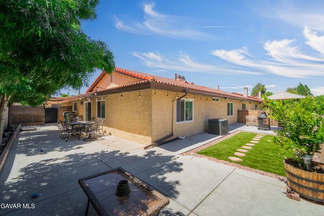 43730 Lena Court, Lancaster, CA 93535